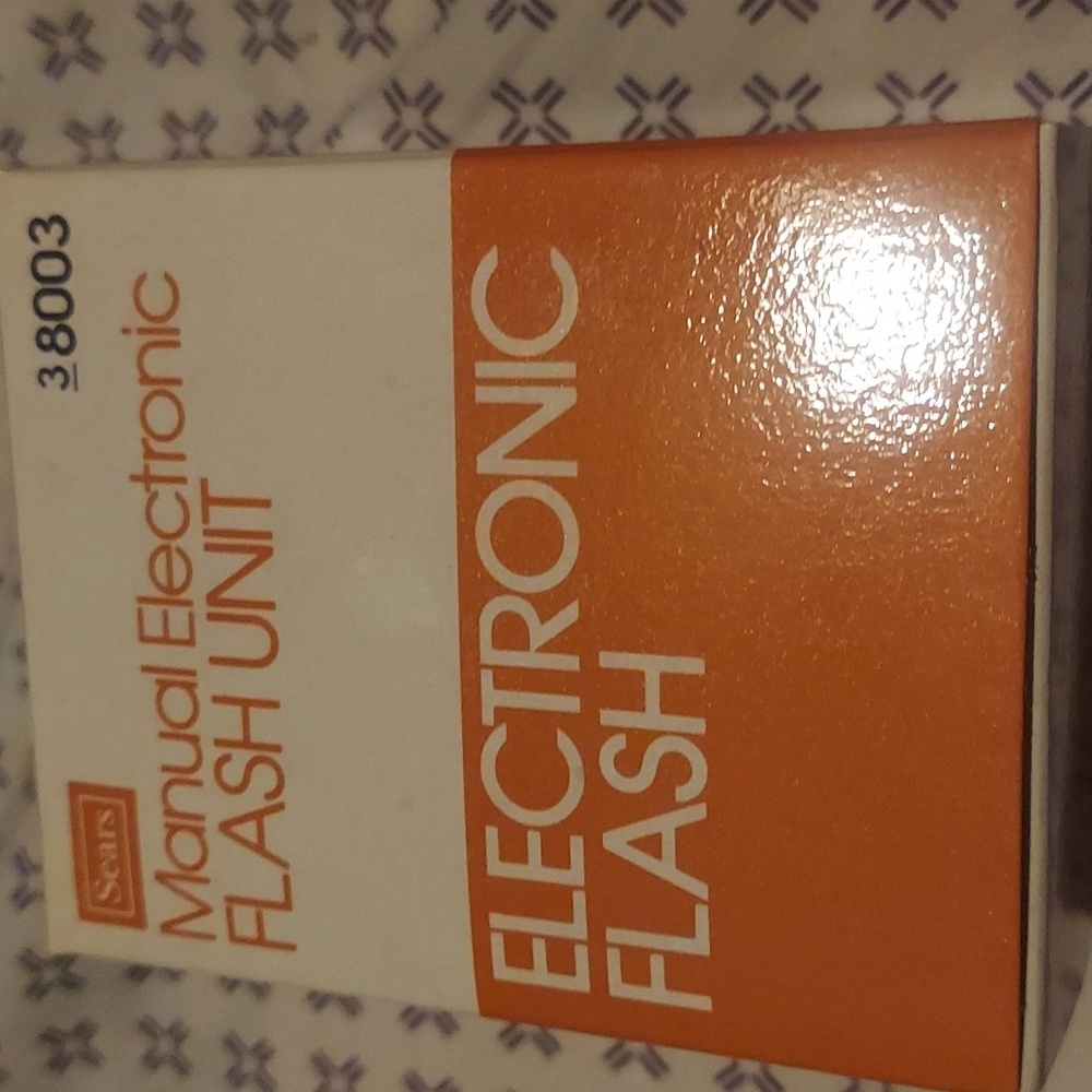 Vintage Sears Manual Electric Flash Unit, 3 8003. Photography deadstock